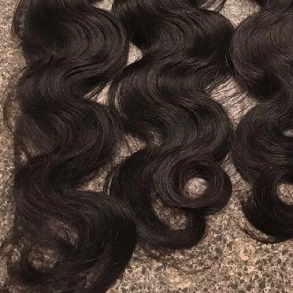 4 NWT BUNDLES OF BRAZILIAN BODY WAVE VIRGINHAIR main image 2